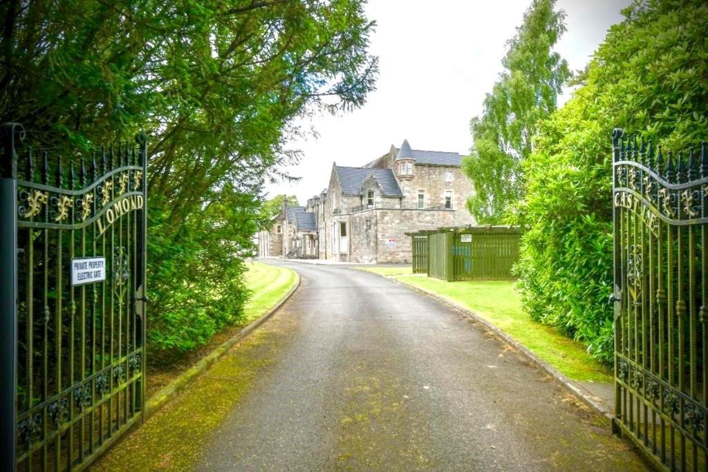 Lomond Castle Penthouse Apartment Luss Exterior photo